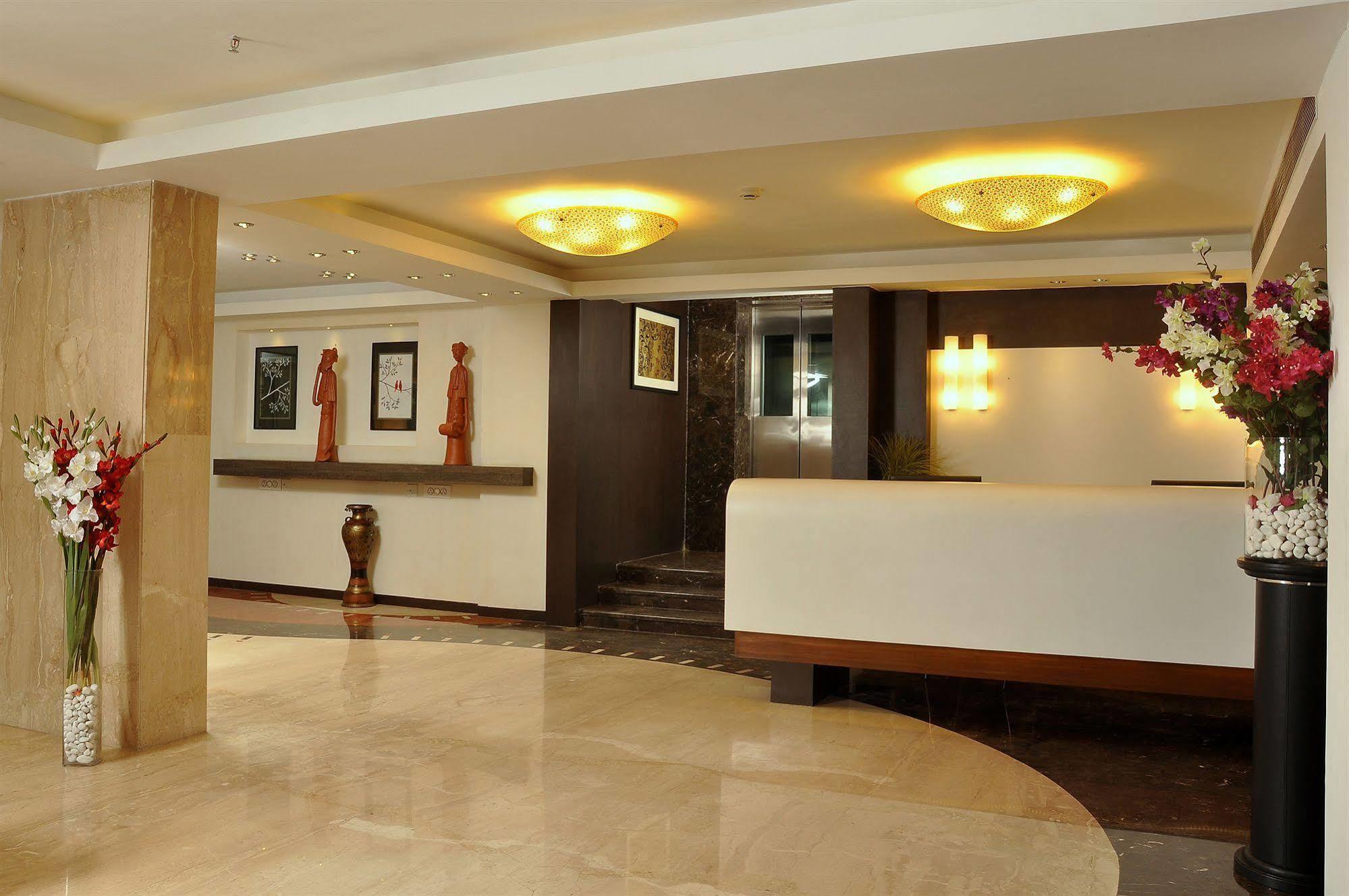 Hotel Niharika Calcutta  Esterno foto
