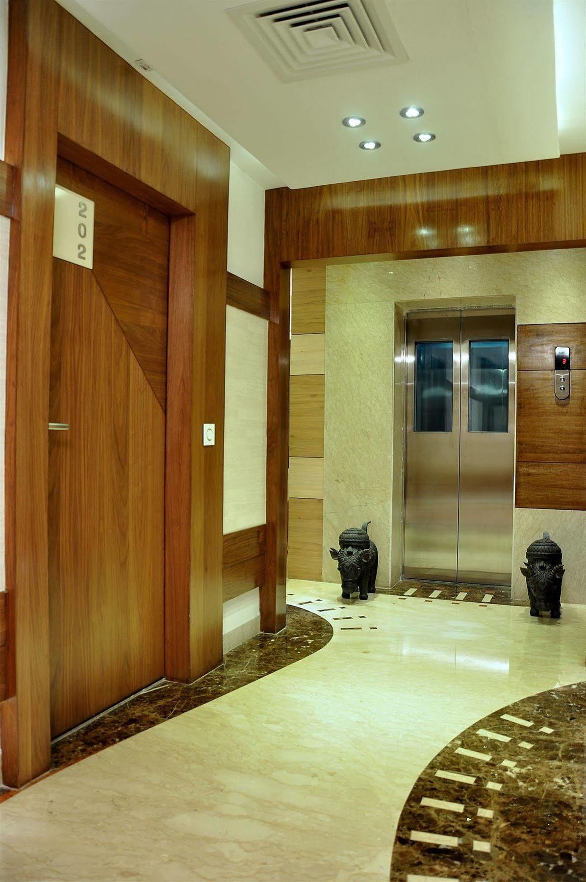 Hotel Niharika Calcutta  Esterno foto